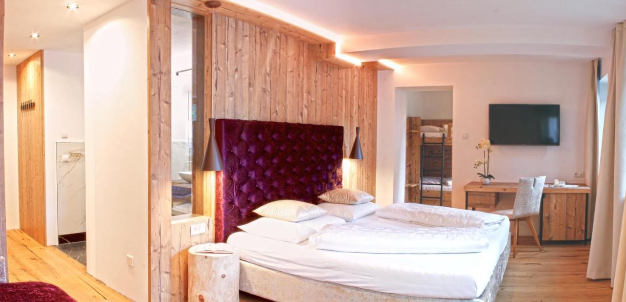 Hotel Enzian Villa Ottone Esterno foto