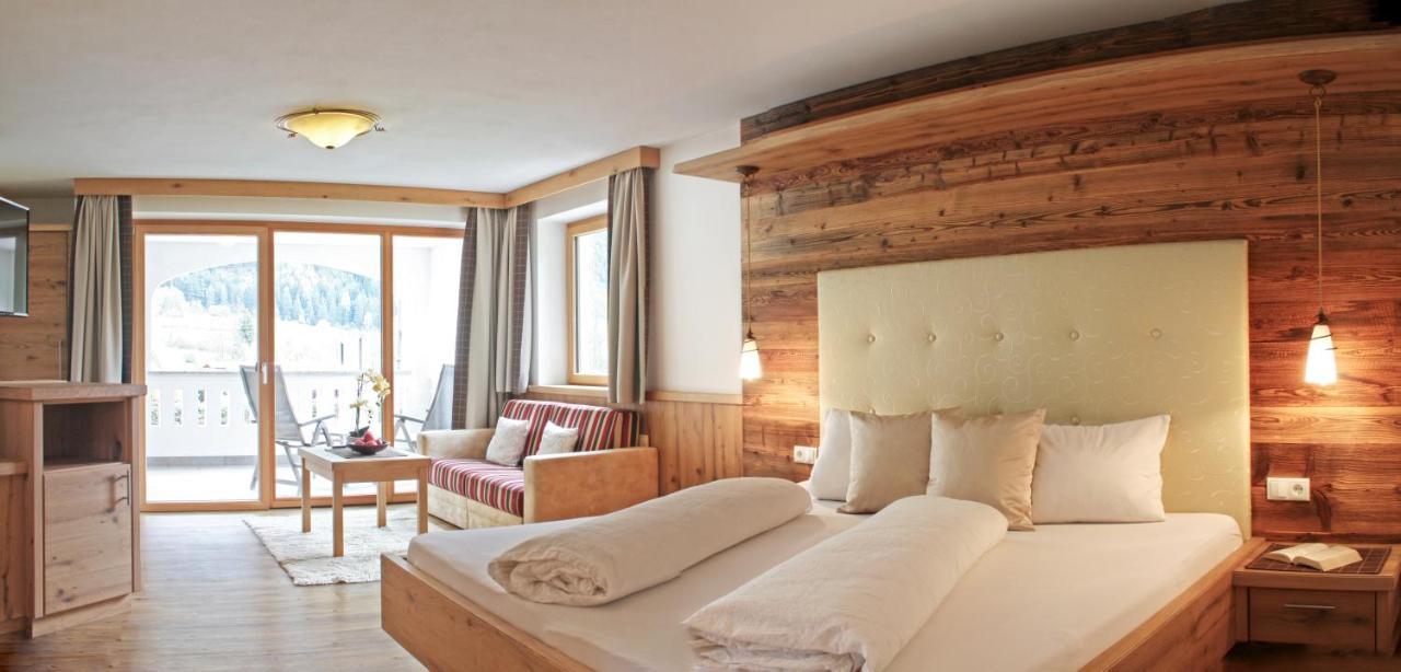 Hotel Enzian Villa Ottone Esterno foto