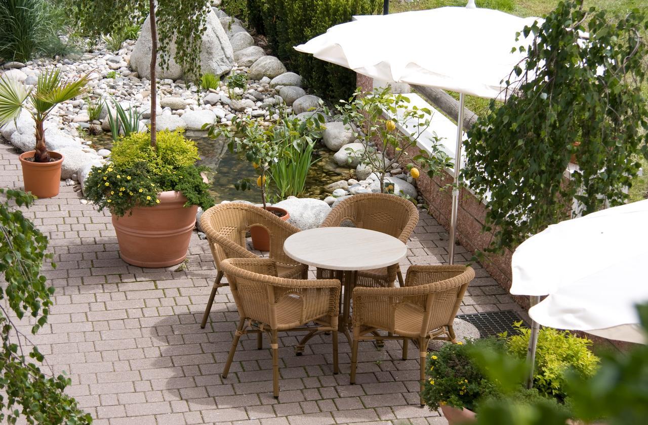 Hotel Enzian Villa Ottone Esterno foto